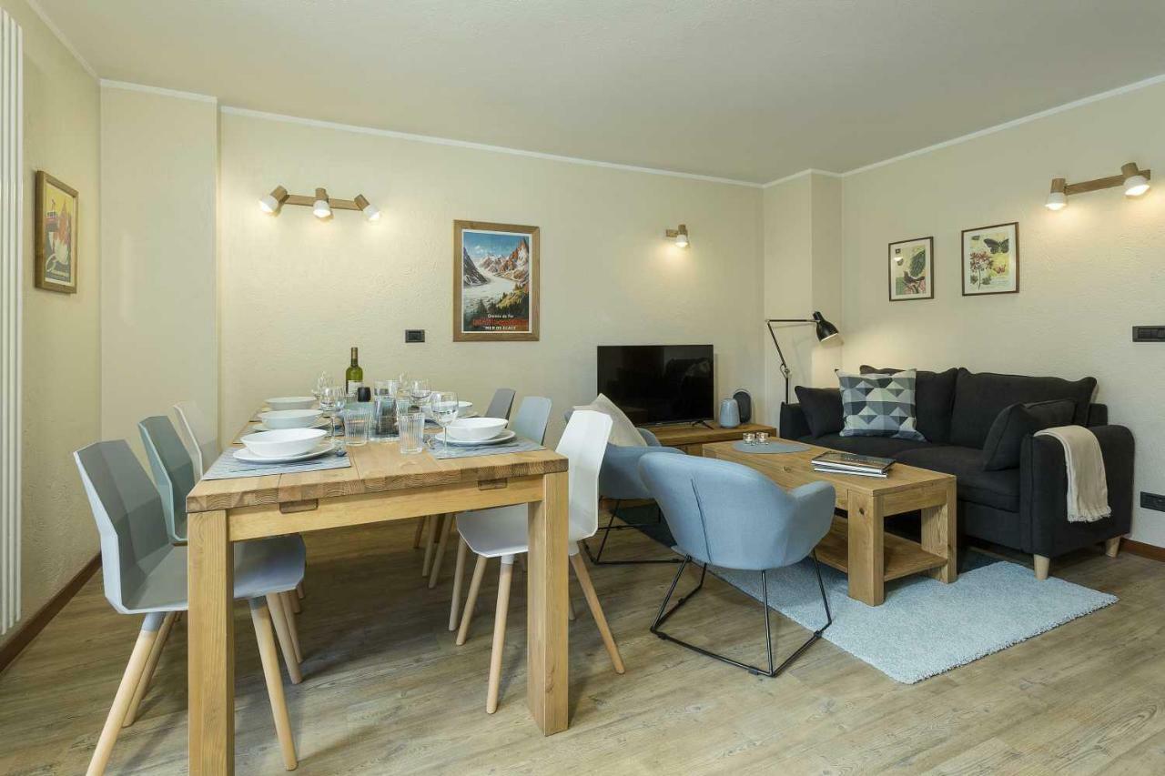 Apartment Ensa - Alpes Travel - Central Chamonix - Sleeps 4 Экстерьер фото